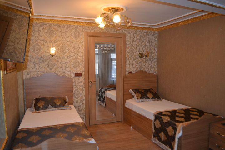 Room 7 of 31