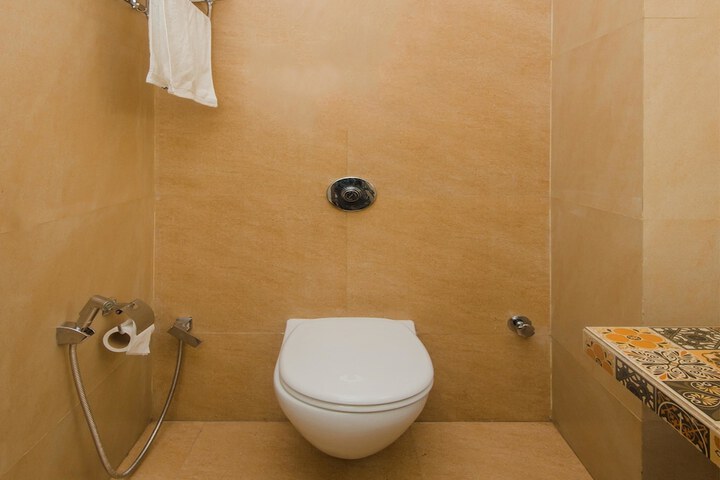 Room 16 of 22