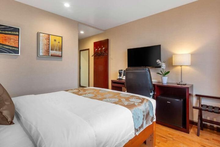 Efficiency Double Bed (5 of 9)