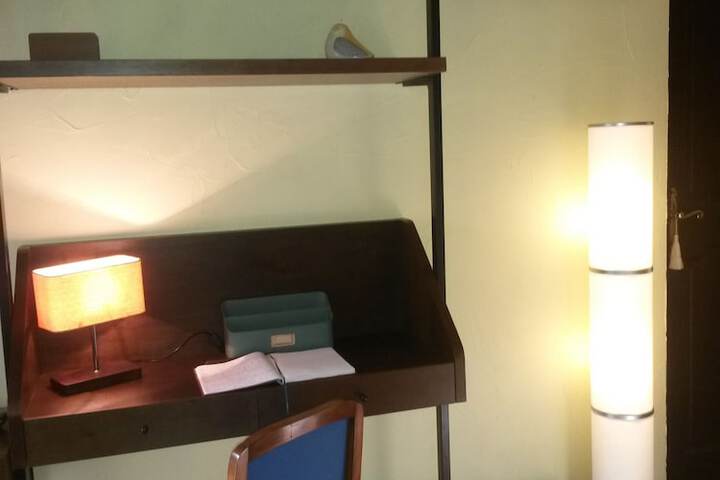 Room amenity