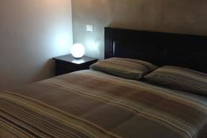 Room 13 of 25