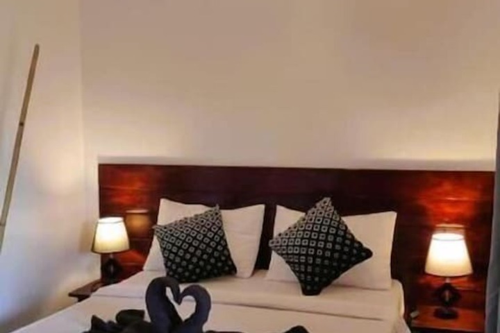 Room 3 of 45