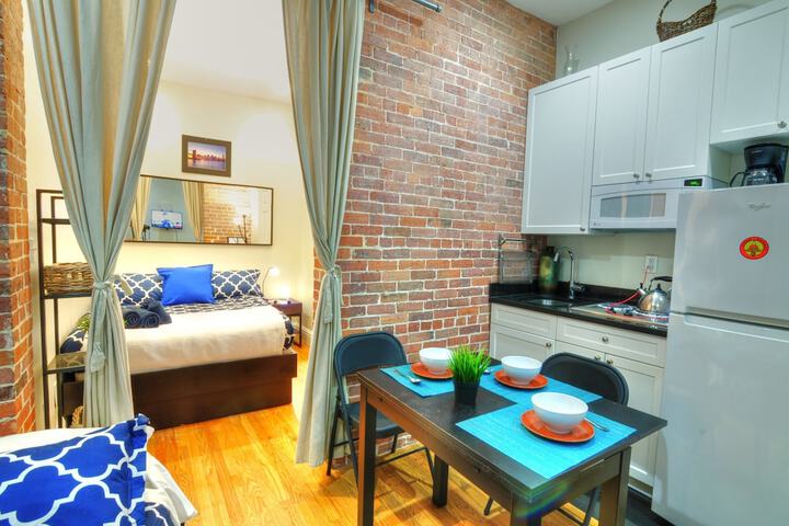 Room 15 of 214