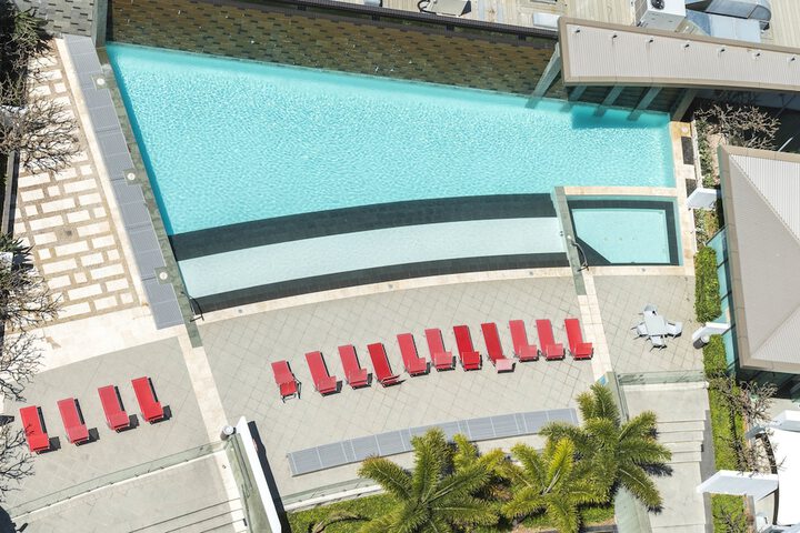 Pool 280 of 311