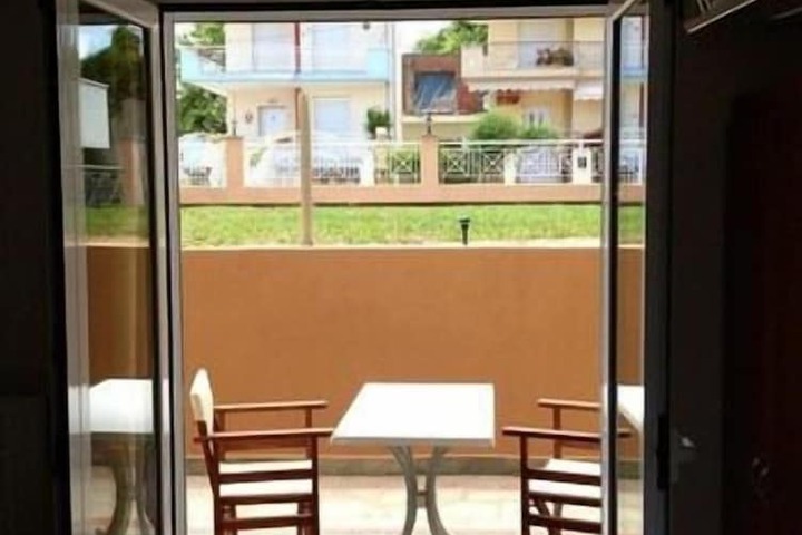 Terrace/Patio 11 of 58