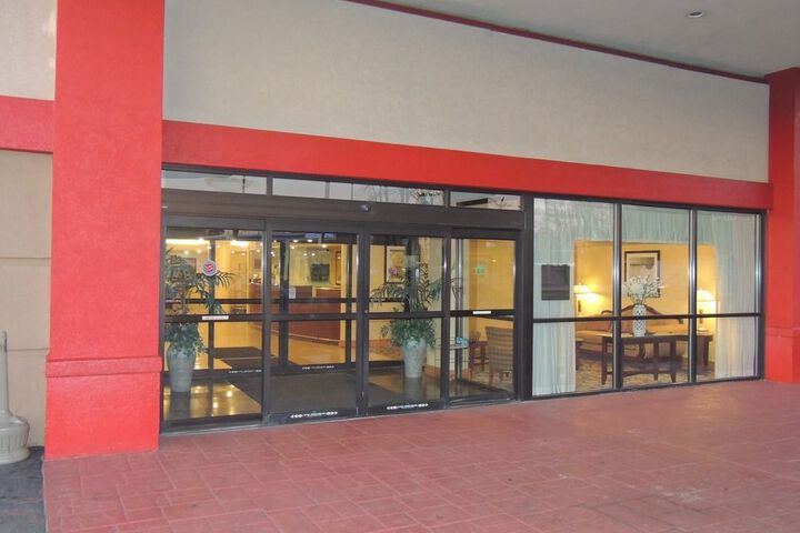 RAMADA PLAZA DAYTON