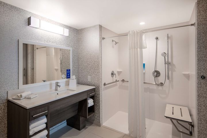 Bathroom shower