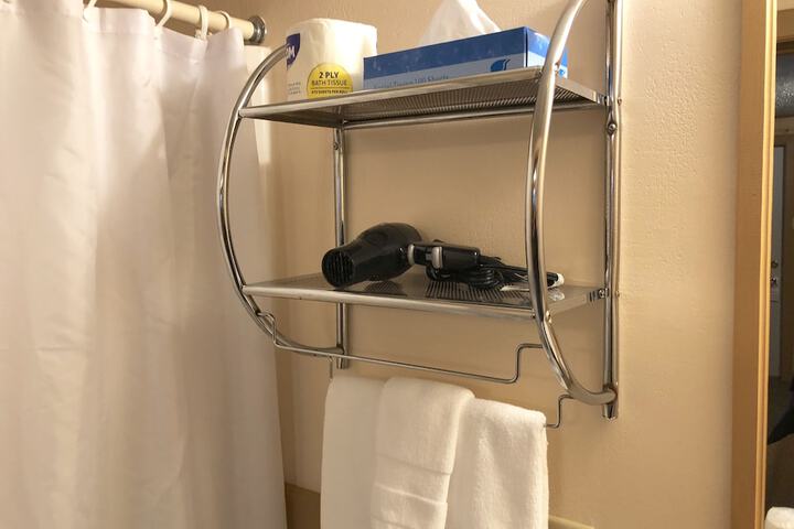 Room 200 of 259