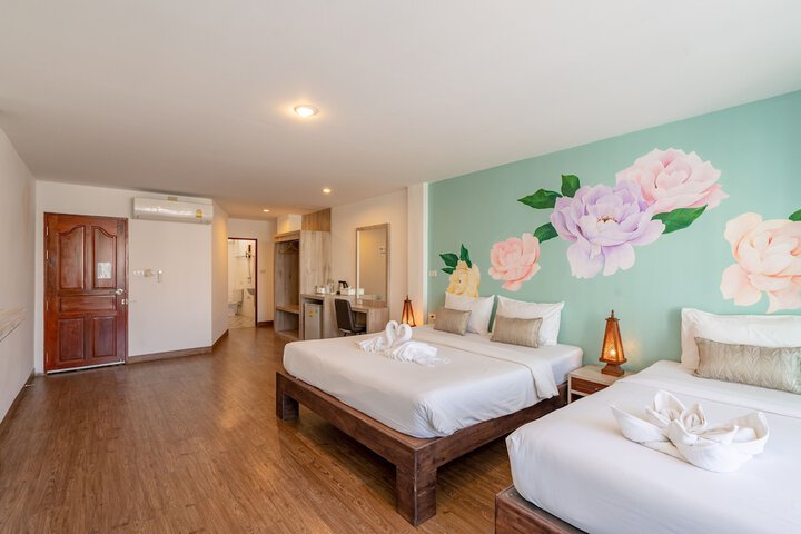 Room 28 of 149