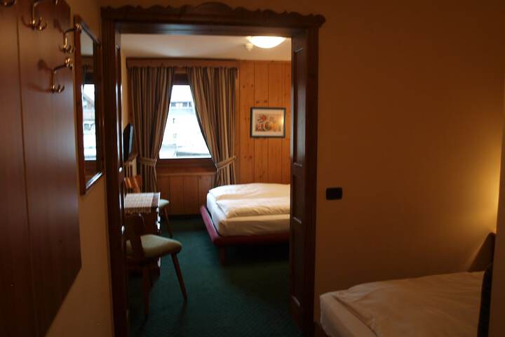 Room 9 of 56