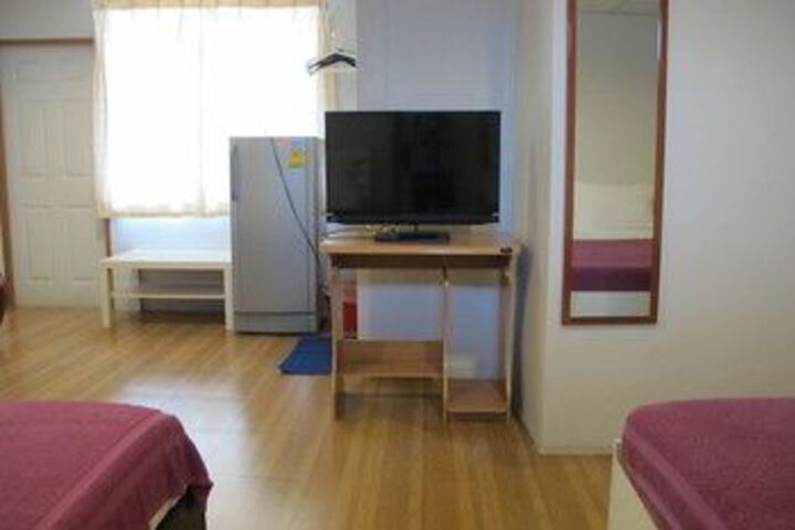 Room 42 of 51