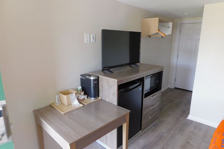 Room 15 of 54