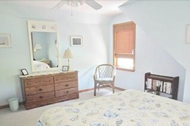 Room 52 of 56