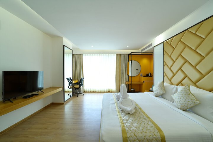 Room 16 of 37