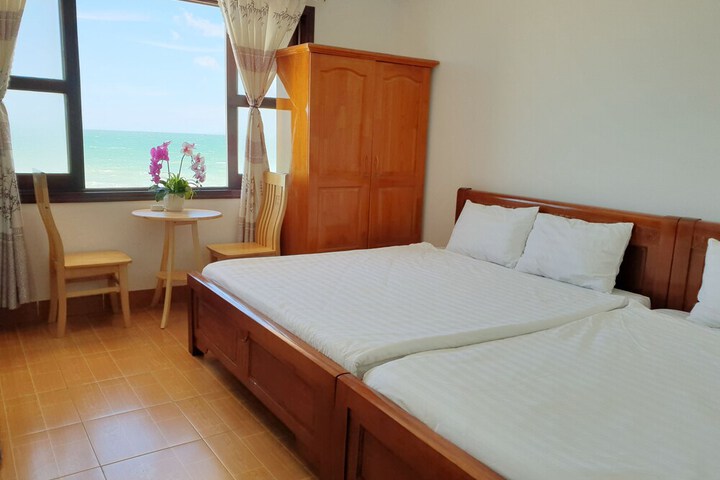 Room 20 of 39