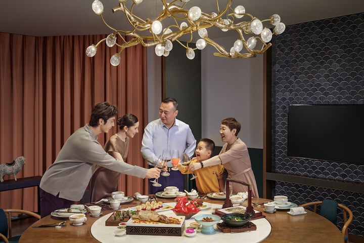 Dining 49 of 60