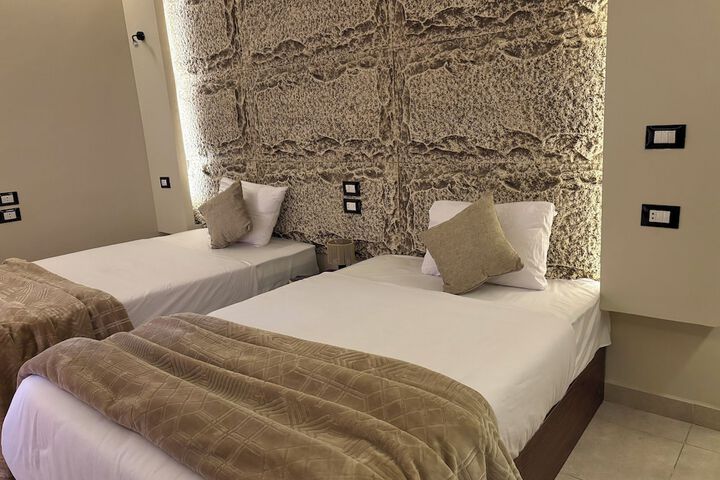 Room 30 of 110