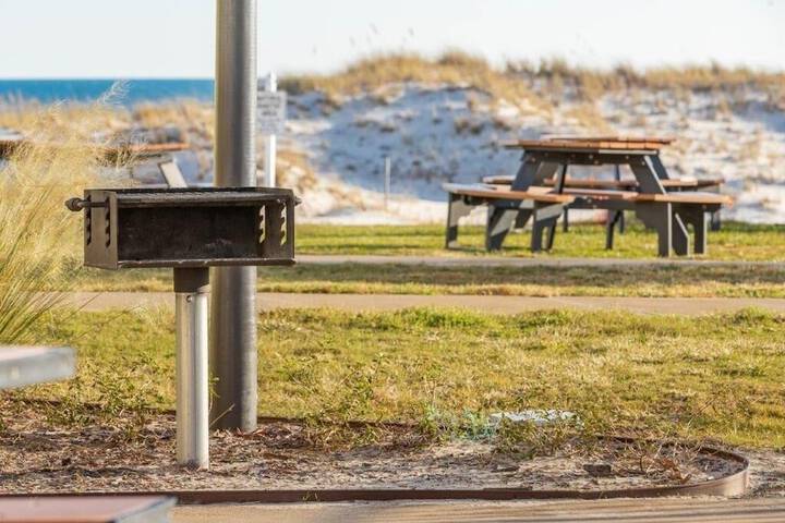 Property Grounds 25 of 34