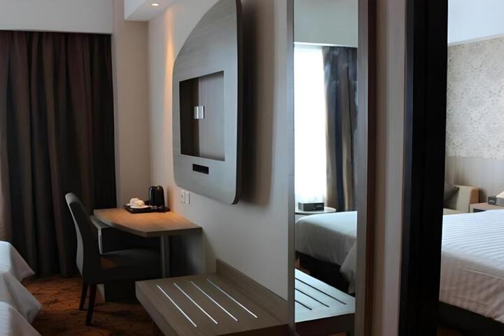 Suite Room