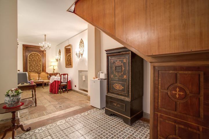 Room 21 of 50