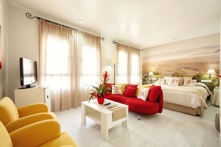 Room 8 of 17