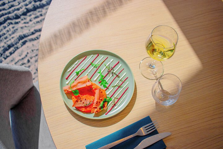 Dining 77 of 99
