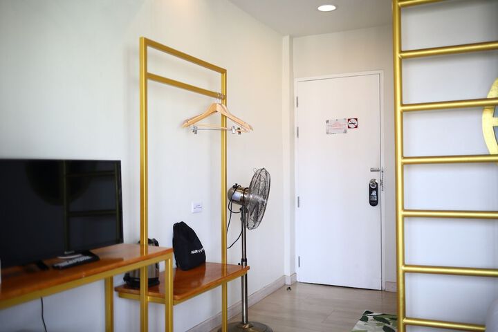 Room 41 of 91