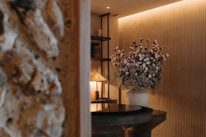 Hotel Interior 64 of 137