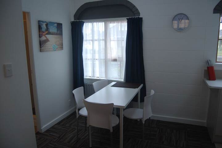 Room 12 of 20