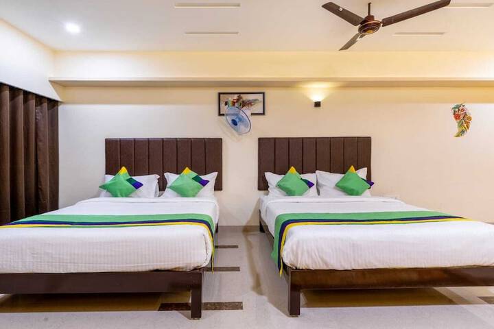 Room 15 of 26