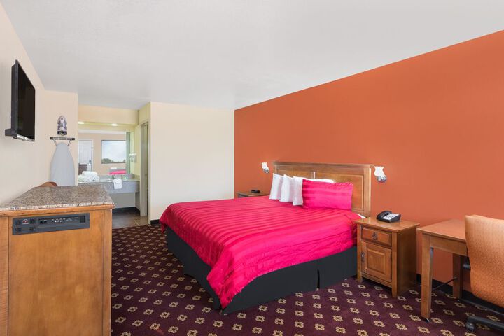Room 118 of 128