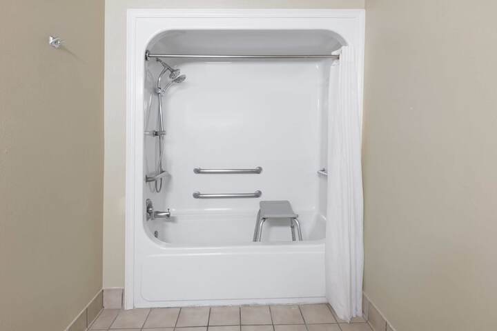 1 King Bed Mobility Accessible Bathtub with Grab Bars (3 of 21)