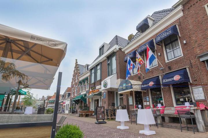 DE WAAG
