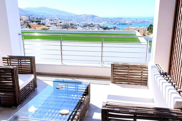 Terrace/Patio 19 of 27