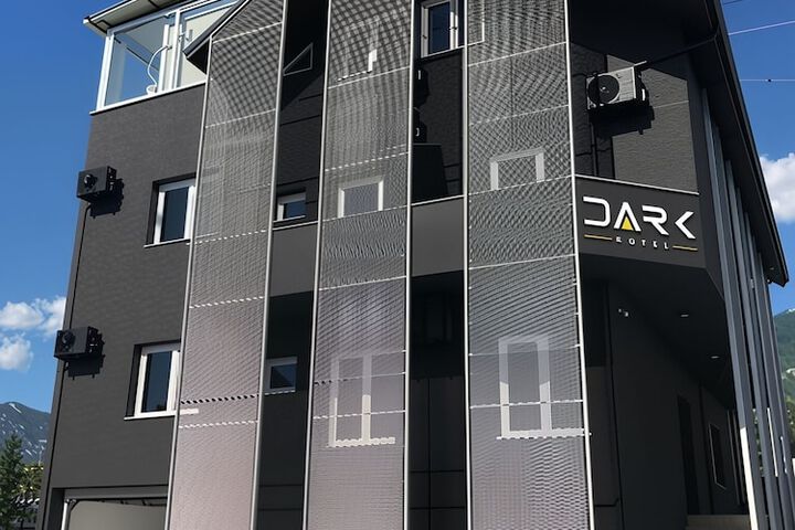 Dark Boutique Hotel