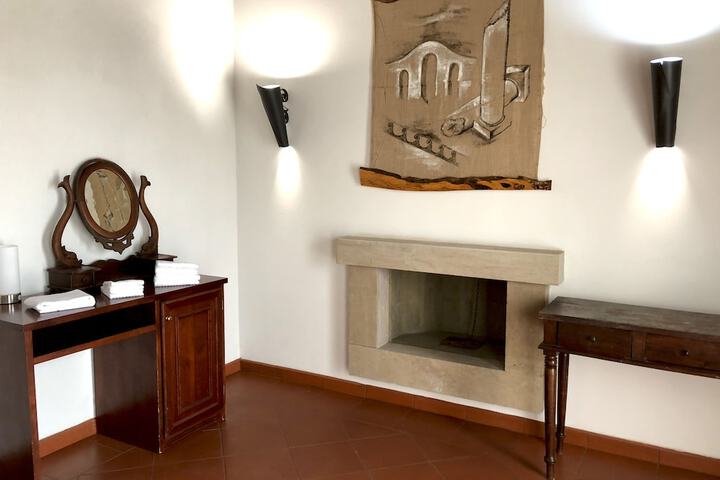 Room 10 of 67