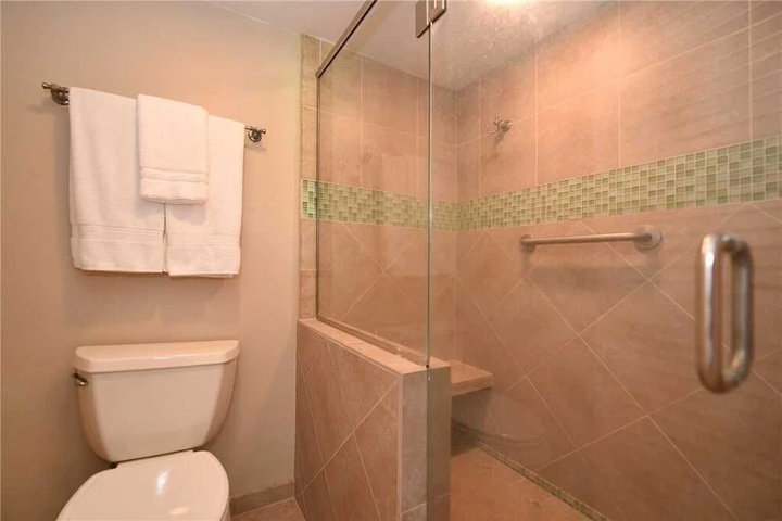 Clean Restrooms