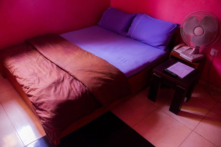 Room 4 of 14