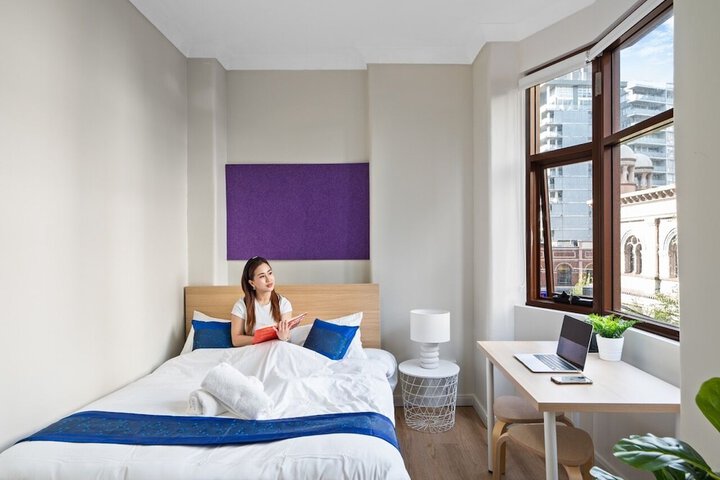 Room 1 of 21