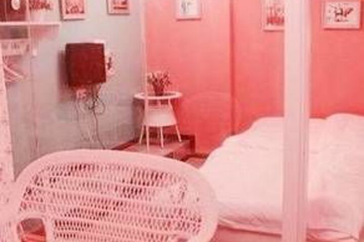 Room 7 of 29