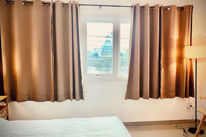 Room 22 of 66
