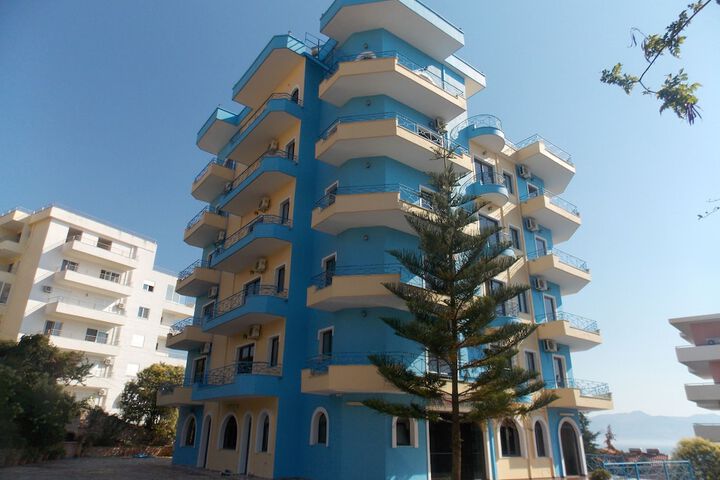 Blue Saranda Hotel