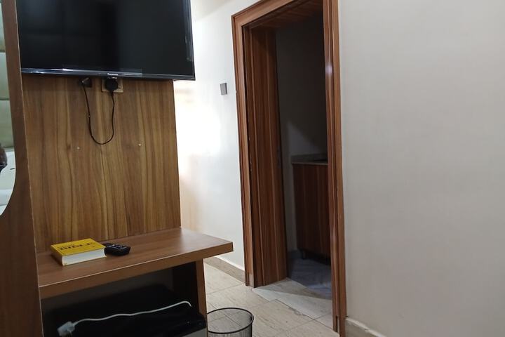 Room 16 of 43