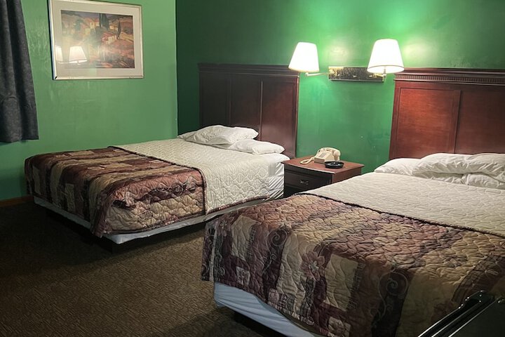 Room 3 of 17