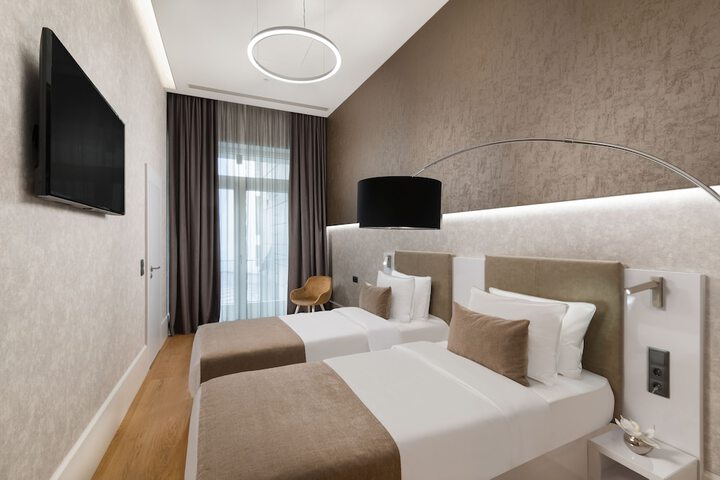 Room 17 of 55