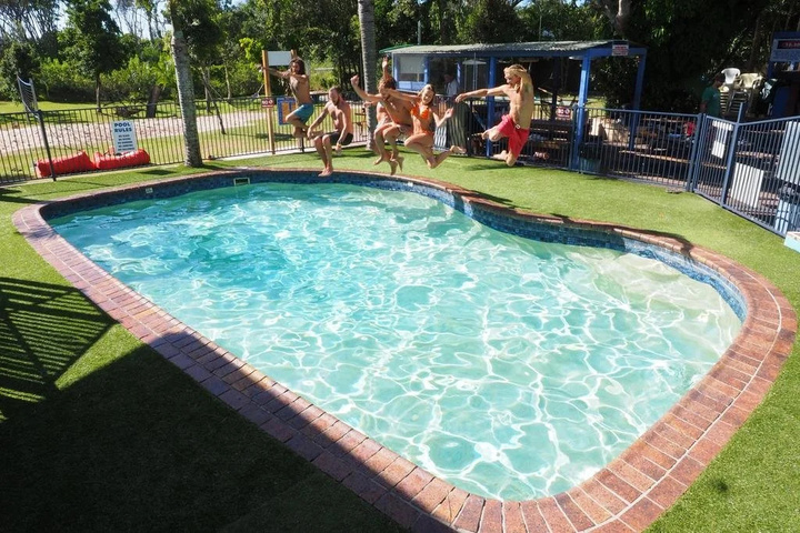 Pool 7 of 19
