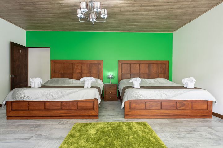 Room 5 of 63