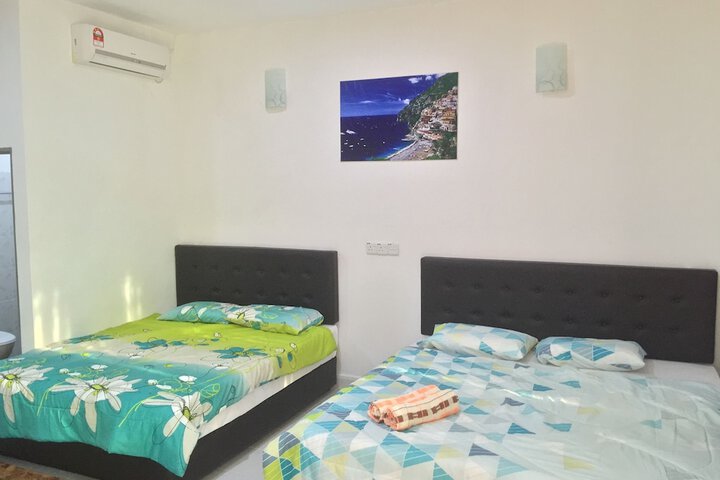 Room 2 of 42