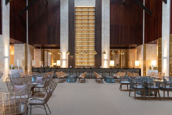Hotel Interior 17 of 322
