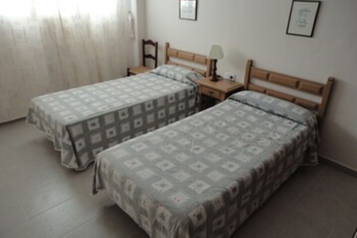Room 7 of 8